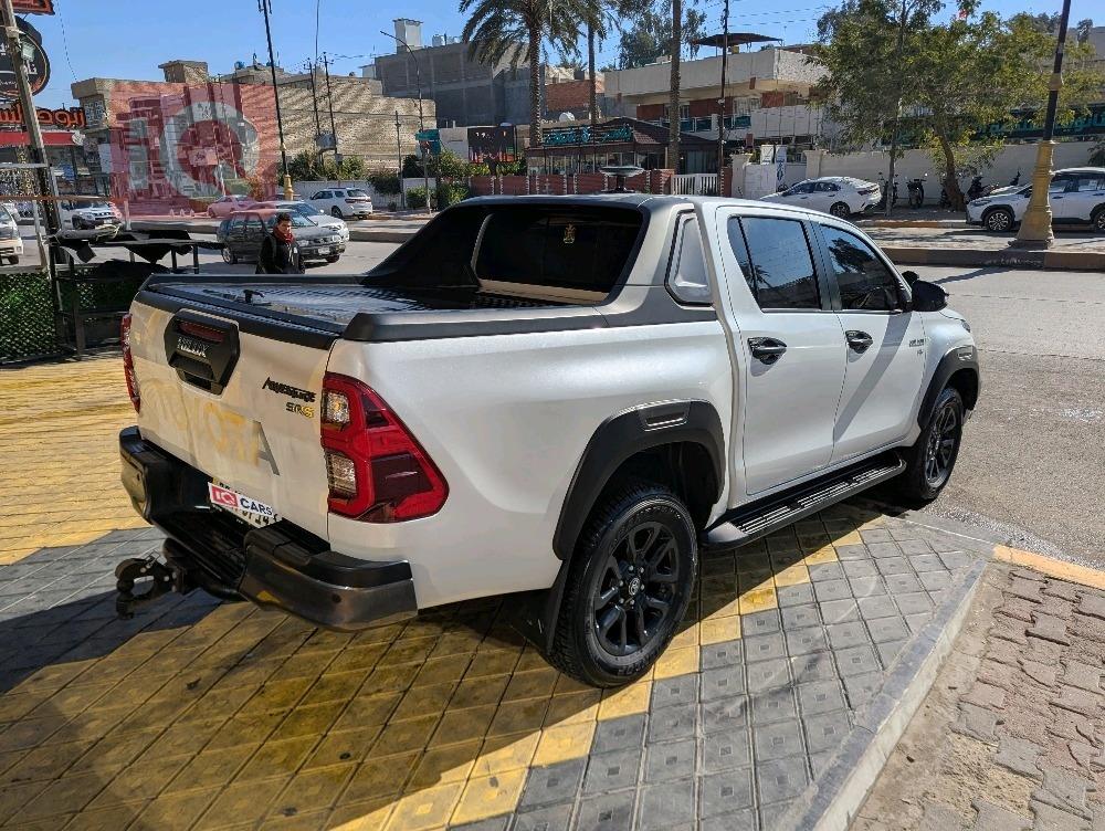 تويوتا هايلوكس